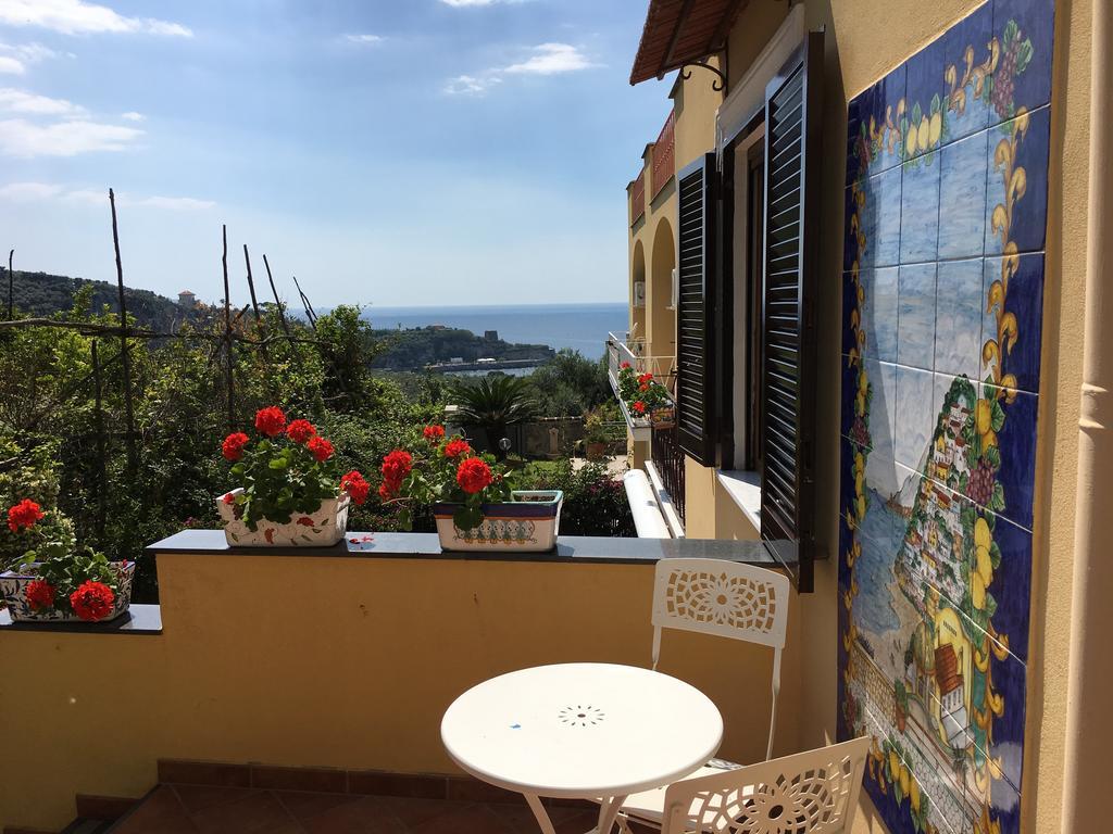 Faraglioni Di Sorrento Guesthouse Exterior photo